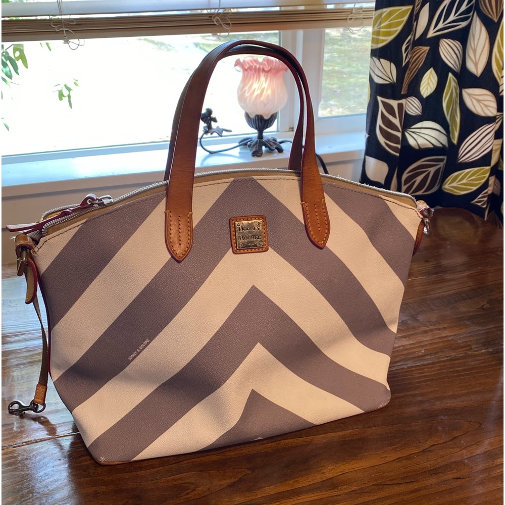 Well Loved Dooney and Bourke Spring/ Summer Large Chevron Bag